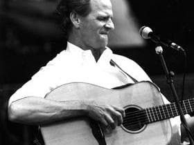 Find the Best Seats to Livingston Taylor