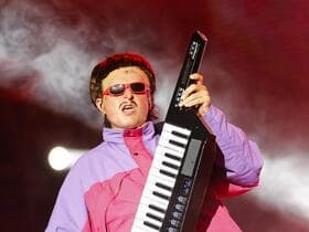 Find the Best Seats to Oliver Tree