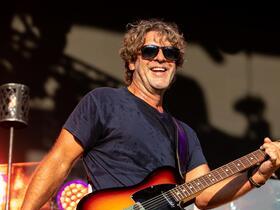 Find the Best Seats to Billy Currington
