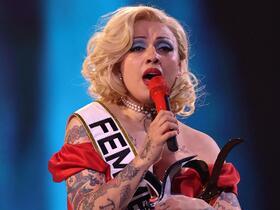 Find the Best Seats to Mon Laferte