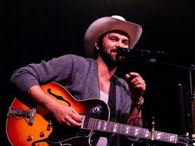 Find the Best Seats to Shakey Graves