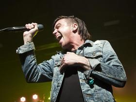 Find the Best Seats to Sleeping With Sirens